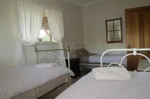 Bentwood Olive Grove Accommodation & Function Centre - Image 5