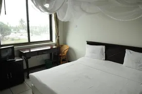 Collubus Hotel - Image 5