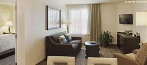 Candlewood Suites Belle Vernon - Image 4