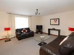 Home From Home Aberdeen Claremont Gardens - Image 3