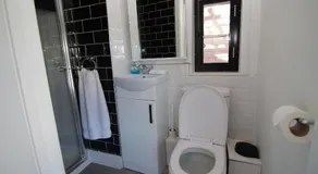 Bridge St Apartments - Image 3