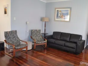 200m From Suttons Beach - Image 4