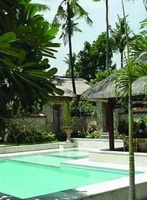 Coconut Grove Village Hotel - Image 5