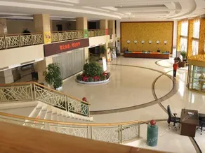 State Guest Sea View Hotel - Image 4