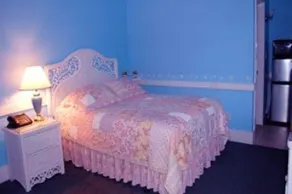 Edgartown Lodge - Image 5