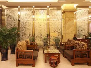 Huada Hotel Ding'an - Image 3