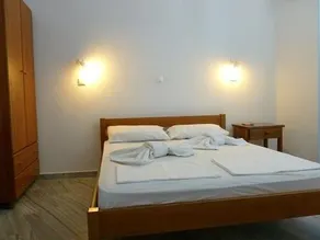 Ioanna Rooms - Image 3