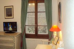 La Coudre Bed & Breakfast - Image 2