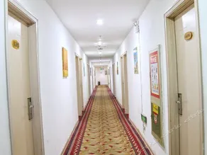 DILUN BUSINESS HOTEL - Image 4