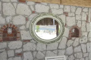 Shaka Marine Hotel - Image 2