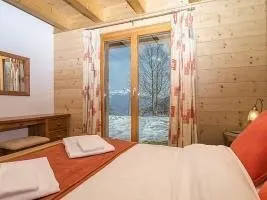 Chalet Chocolat - INH 24846 - Image 5