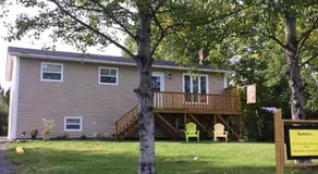 Barretts Short Term Rental Cozy By The Bay - Image 2