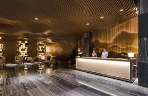 Sonmei Crystal Hotel - Image 2