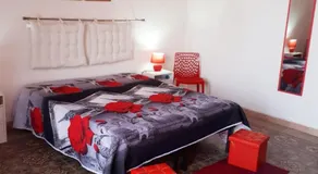 Central holiday homes SEA VIEW with WI-FI FREE - Image 4