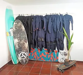 SUPERTUBOS HOUSE Peniche - Image 3