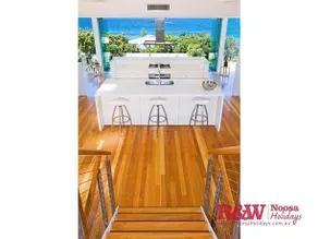 The Beach Shack: Getaway on Sunshine Beach - Image 2