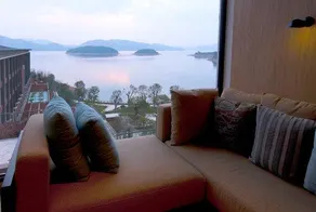 InterContinental Hotels ONETHOUSAND ISLAND LAKE RESORT by IHG - Image 3