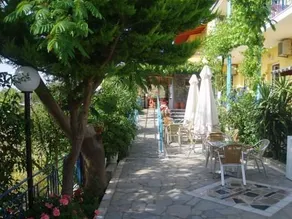 Anaxos Hotel - Image 2