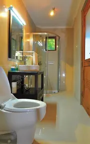Meads Boutique Villa's Hotel - Image 2