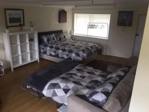 The Garden Holiday Home - Image 4