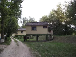 Bungalow Park - Image 2