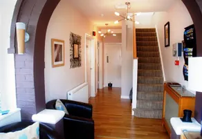 Waters Reach Guest House - Image 4