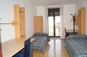 Residencia de estudiantes Santo Domingo - Image 3
