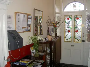 Botanic Villa - Image 2