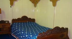 Mandalay Houseboats - Image 2