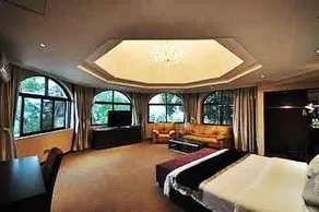 Longtou Boutique Hotel Xiamen - Image 3