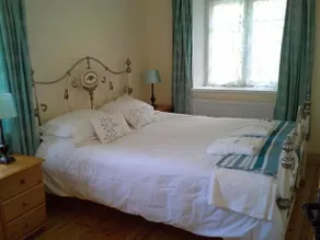 Nell's Farm House - Image 3