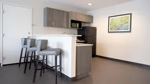 Holiday Inn & Suites Philadelphia W - Drexel Hill by IHG - Image 3