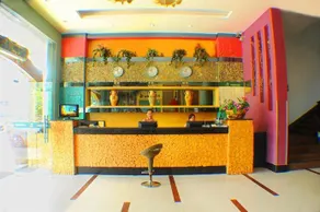 Dan Zhou Xin Bao Lai Holiday Hotel - Image 3