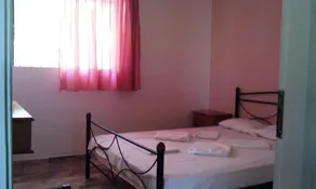 Marietta's Apartments - Image 4