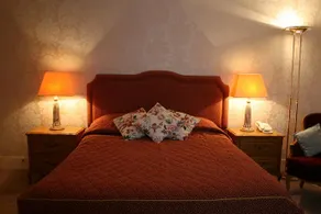 Cranleigh Hotel - Image 2