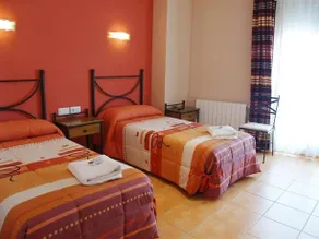 Hostal Portell - Image 2