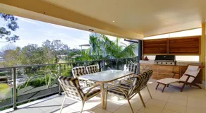 Bellima Beach House', 9 Jackson Close - huge duplex with air con and fabulous views - Image 3