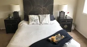 5 Star Room with own Bathroom - Singles, Couples, Families or Executives - Image 4