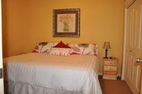 Lakeview Suites & Vacation Rentals - Image 5