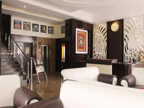OYO Rooms Prem Ashram Ghat - Image 4