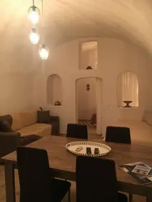 Casa Sigala arch - Image 3