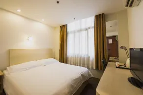 Home Inn Xinxiang Xinfei Avenue Branch - Image 5