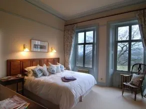 Sladen House - Image 5