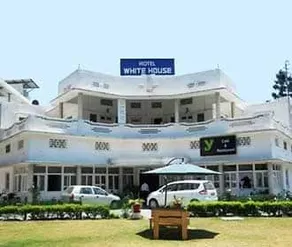 Hotel White House - Image 2