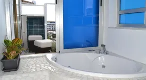 Puerto Banus Penthouse 1 Unique - Image 2
