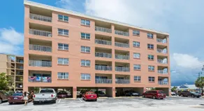 505 Beach Place Condos by RedAwning - Image 2