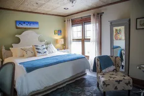 Lincoln Way Inn Bed & Breakfast - Image 4