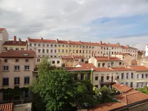 La Haut sur la Colline - Image 2