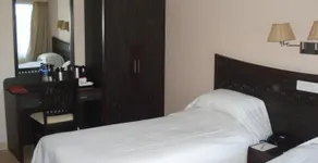 Hotel KF - Image 4