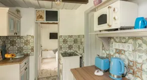 Lovely Cottage Home - Image 4